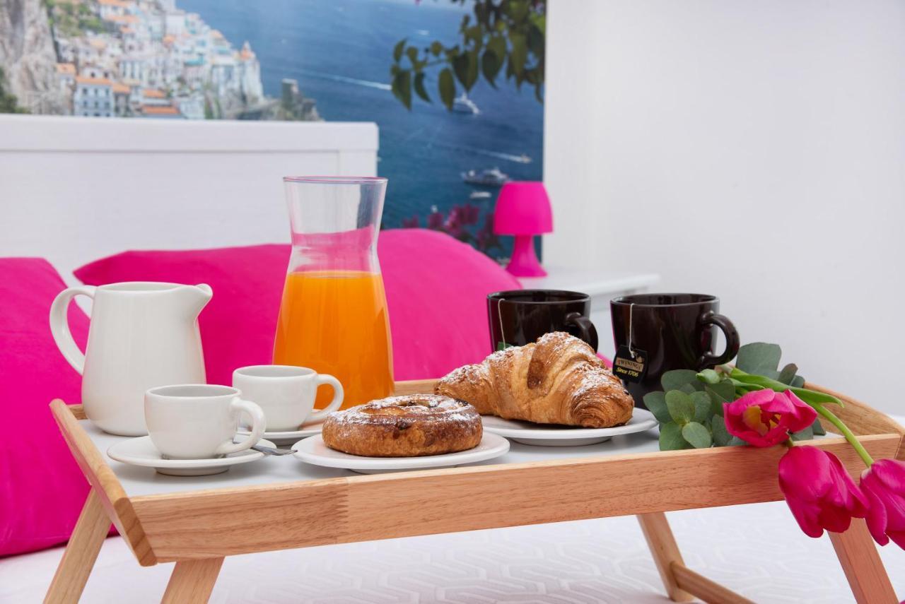 לינה וארוחת בוקר Stanza Tasso - De Vivo Realty סורנטו מראה חיצוני תמונה